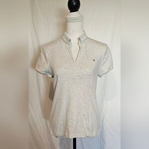 *EUC* Tommy Hilfiger Gray Short Sleeve Tee
